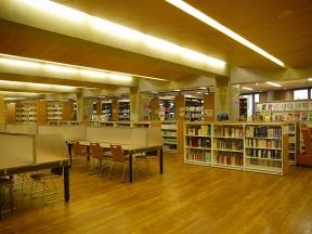 共用棟図書館2
